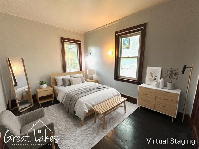 Photo - Cozy 2 Bedroom 1 Bathroom now available for rent! Unit 1