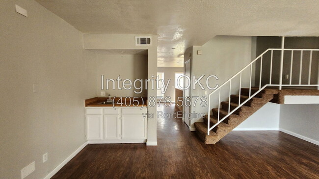 Photo - 1315 Eastgate Dr