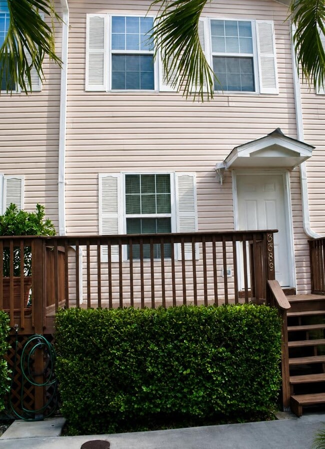 Photo - 3389 Northside Dr