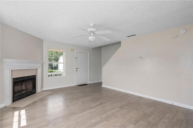 Photo - 57 Inverness Trce