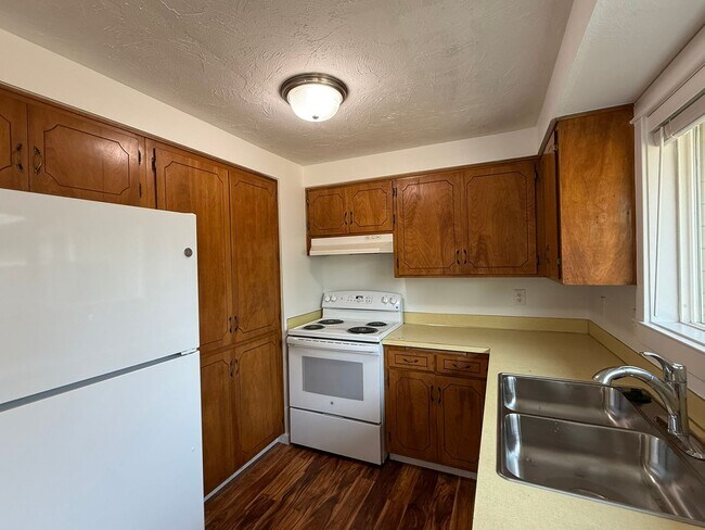 Photo - 595 Mar Loop Unidad 560li