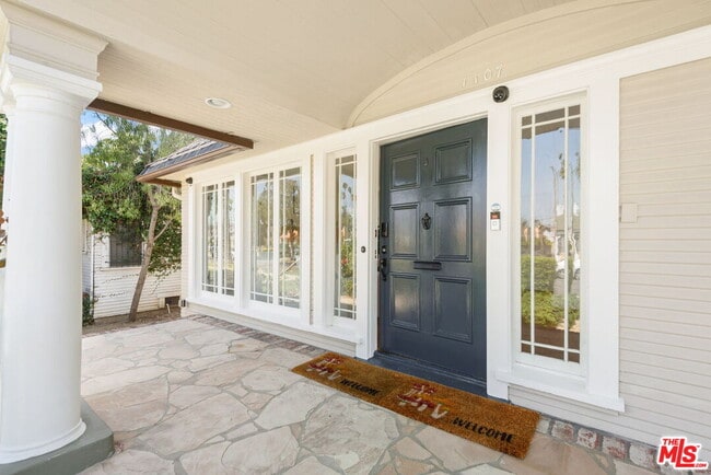 Photo - 1107 S St Andrews Pl