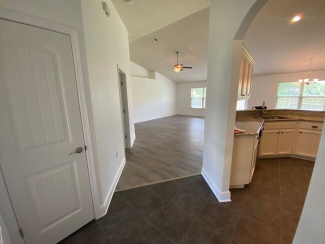 Photo - Gulf Breeze - Bay Ridge Park - 4 bedroom, 2 bathroom