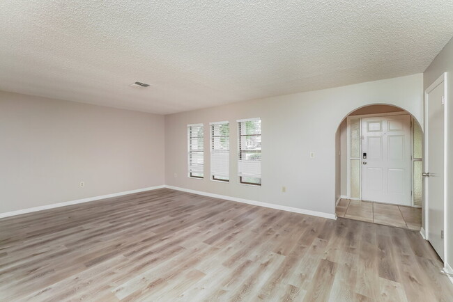 Photo - 13081 Hanley Dr