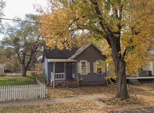 Building Photo - 1220 W John H Gwynn Jr Ave