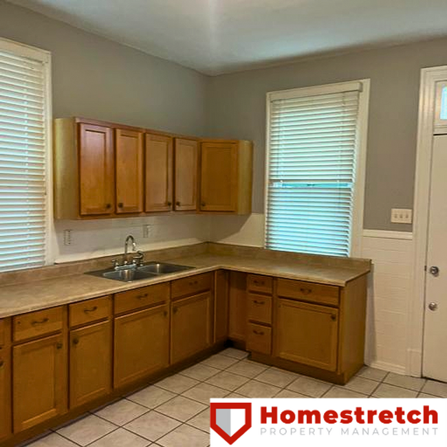 Cozy Two Bedroom Home Available! - Cozy Two Bedroom Home Available!