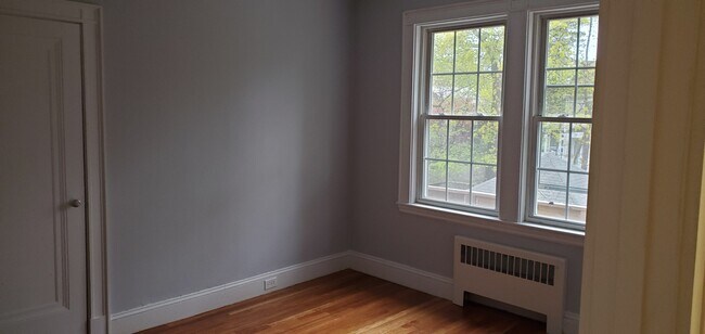 54 Crosby Rd Unit 2