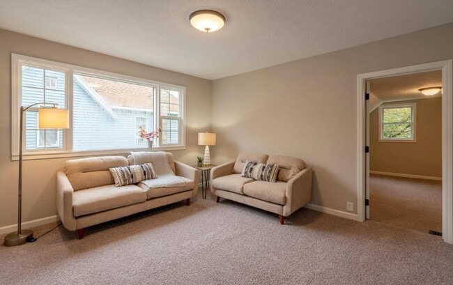 Photo - 1128 Mc Reynolds Ave NW