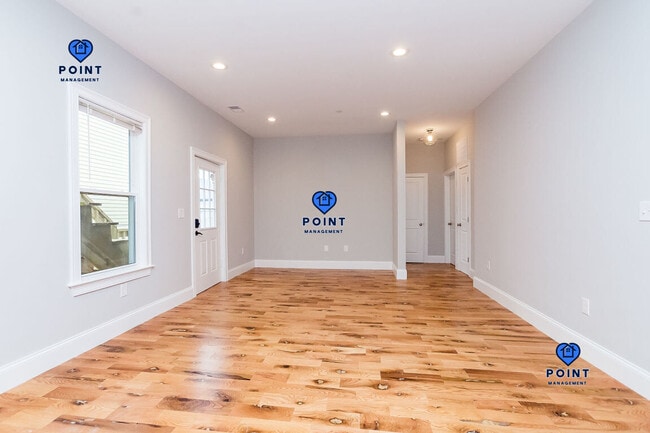 Photo - 244 Leyden St Unidad 2