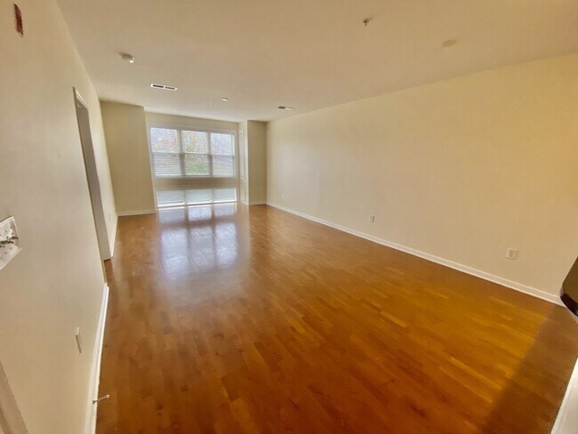 Photo - DOWNTOWN AREA