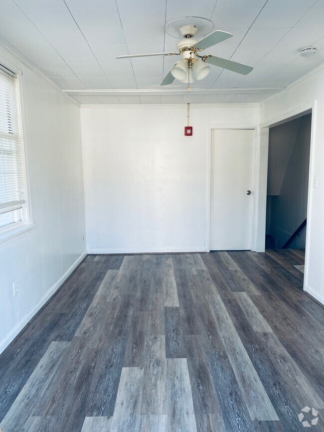 Building Photo - 314 E Main St Unit 2 Rental