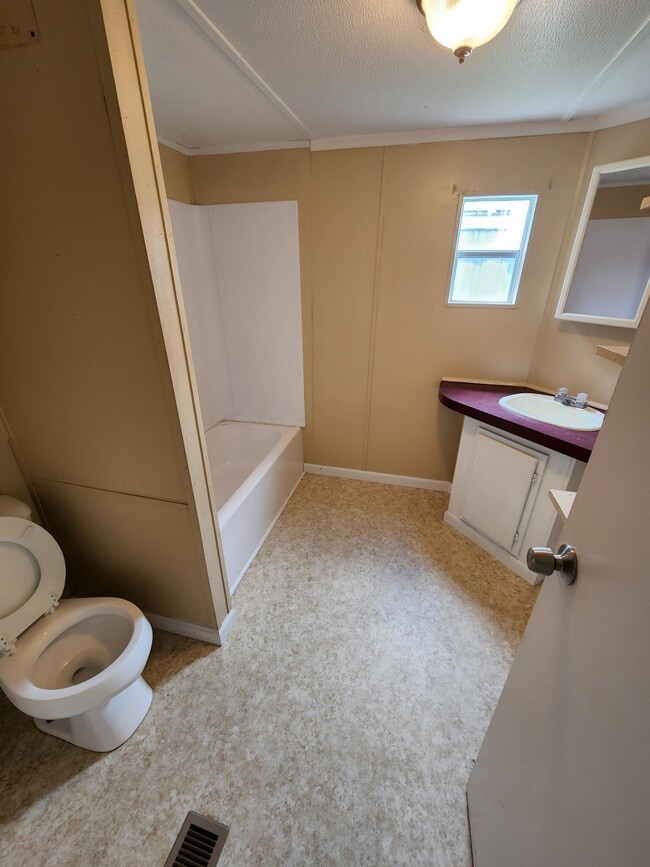 Photo - 9500 Hausmond Way