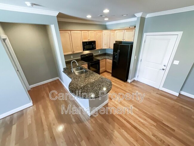 Photo - 518 Clarice Ave