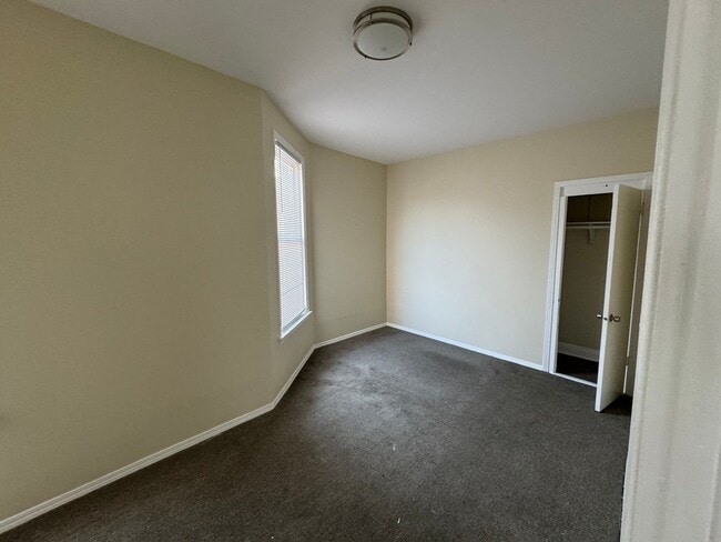Photo - 1543 W Marquette Rd