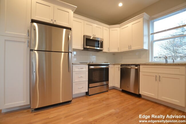 Photo - 68 Foster St Unit 1