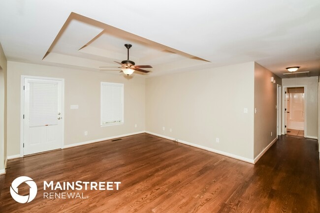 Photo - 695 Starlite Dr