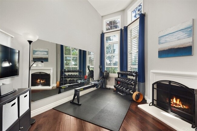 Photo - 3401 S Main St