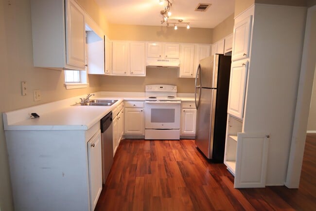 Photo - 1021 Park Meadow Dr