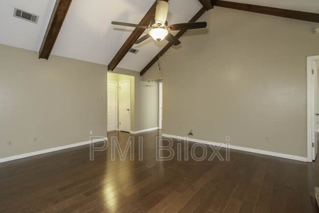 Photo - 776 Whitney Dr