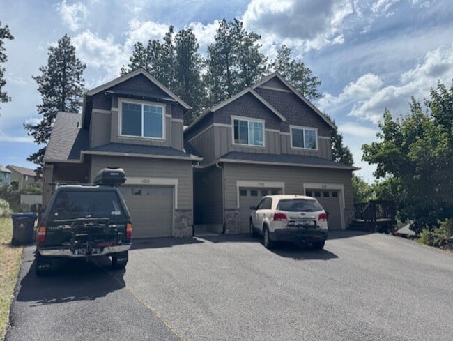 Building Photo - Gar471 Unit Gar471- 300