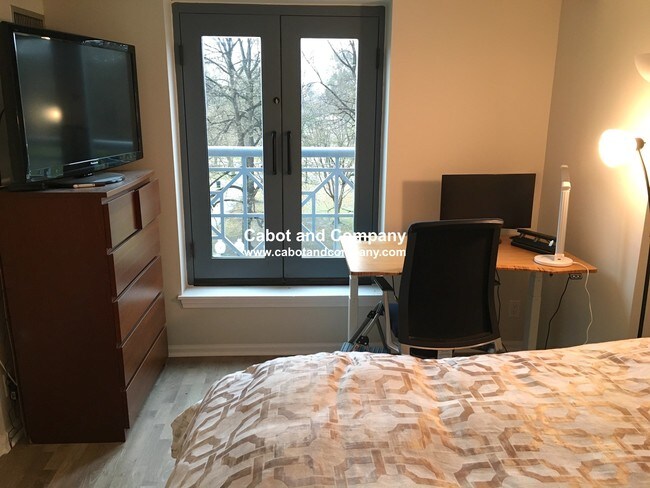 Photo - 170 Tremont St Unidad #402