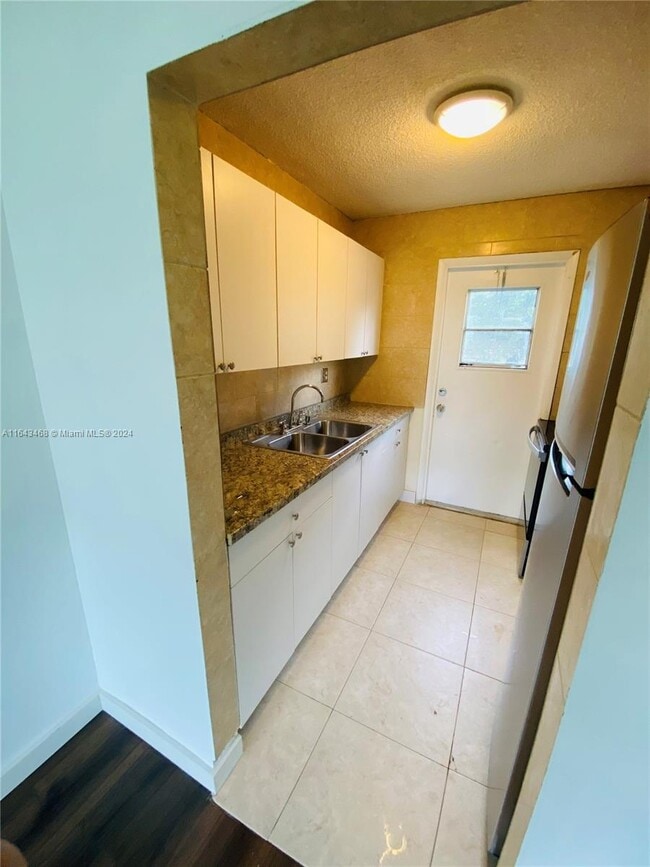 Photo - 6191 SW 37th St Condominio Unidad 106