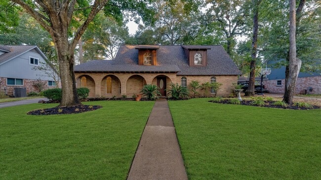 Building Photo - 12702 Ravensway Dr
