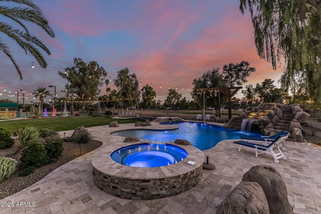 Photo - 5821 E Cactus Rd