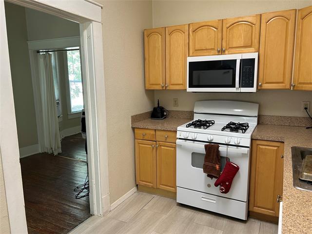 715 W Hickory St Unit A2