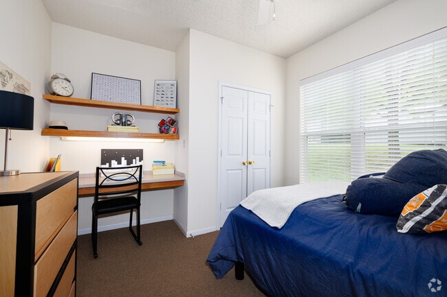 4BD, 4BA - 1,442SF - Bedroom