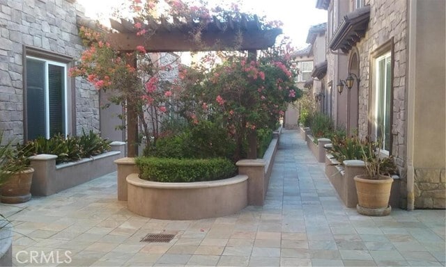 Photo - 128 E Broadway