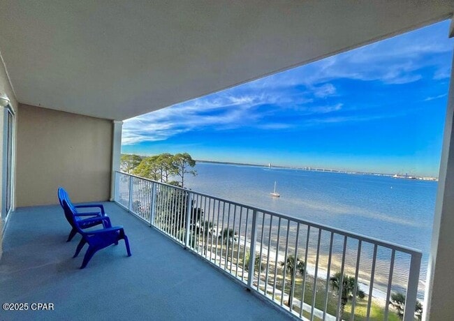 Building Photo - 2400 Grandiflora Blvd Unit 606