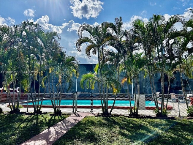 Photo - 2918 Funston St Unit 29B