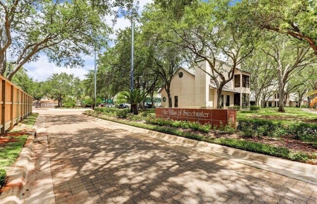 Photo - 4144 Greystone Way Unit 102