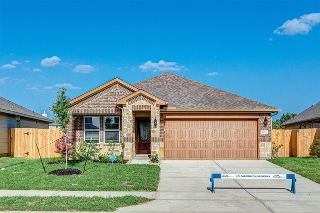 Building Photo - 2031 Stella Pne Dr Rental