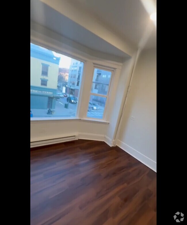 Building Photo - 97 Congress St Unit 1st floor Rental