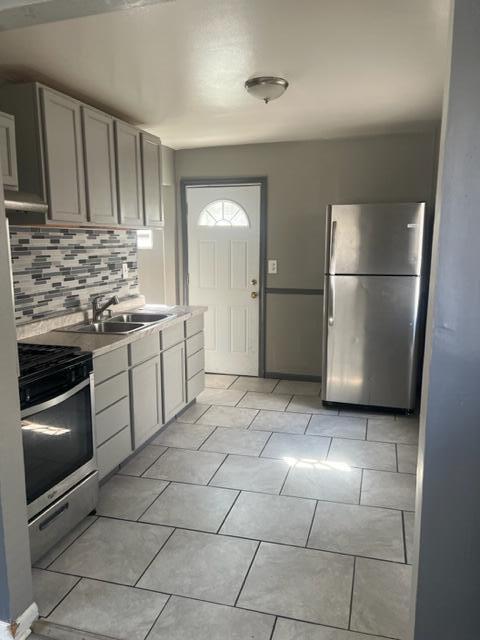 Photo - 13046 Sherman Ave