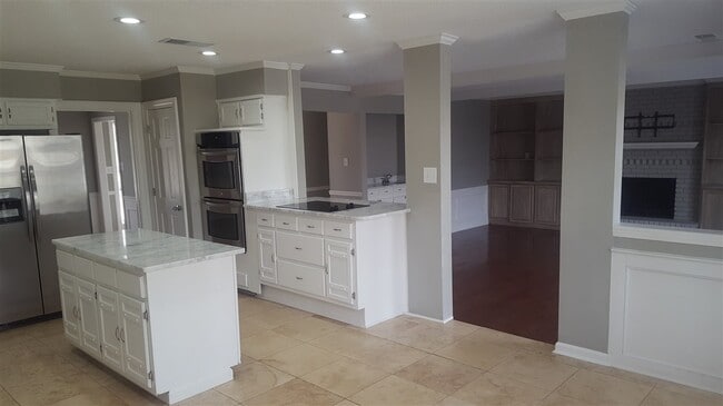 Photo - 1908 Newfields Rd