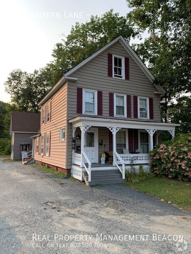 Building Photo - White River Junction, VT 1 BR Apartment $1... Unit 4