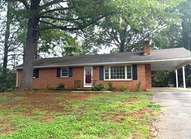 3 BR Brick Home - 3 BR Brick Home