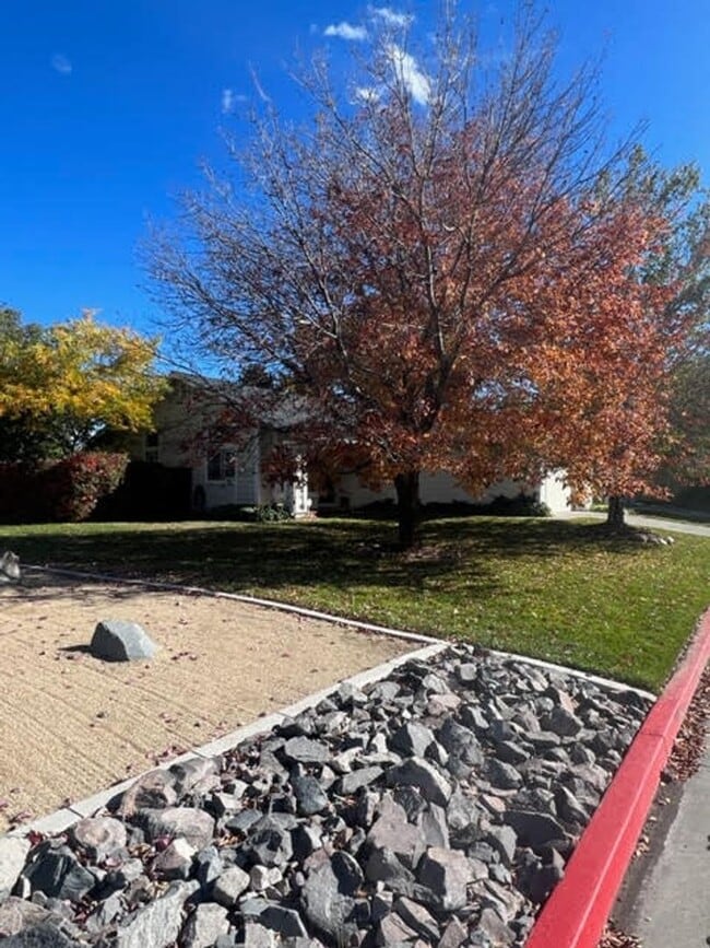 Photo - Clean Executive Rental Available Now