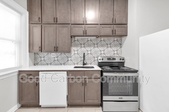 Photo - 77 Richmond Ave Unit 4