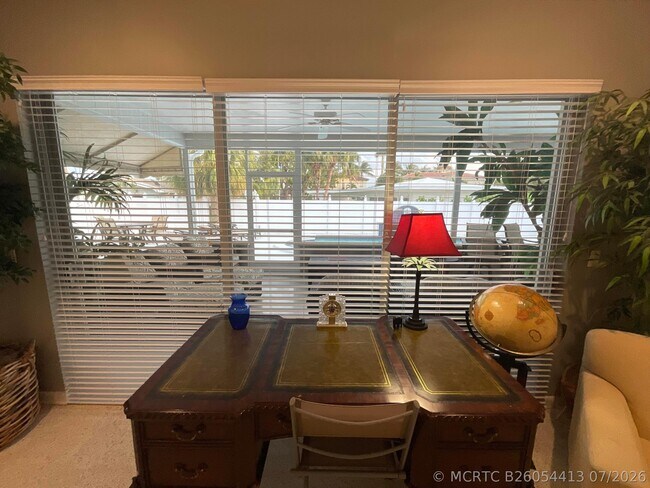 1061 Bimini Ln