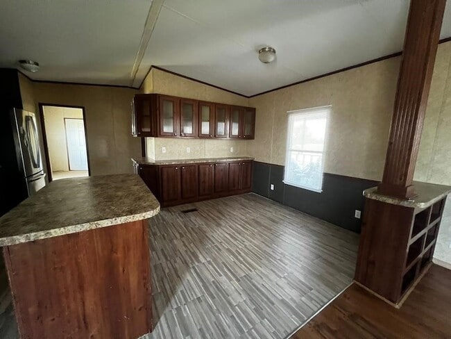 Photo - 18352 Wilber Rd