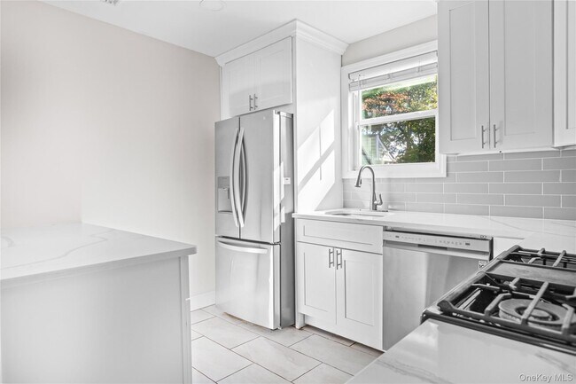 Photo - 2319 Ocean Ave