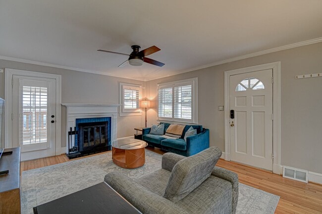 Photo - Washington Park 3BR 2Bth Home - available now for both short or long term lease