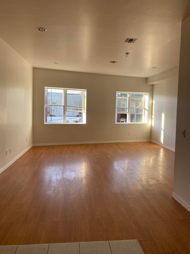 Photo - 106 Ocean Ave Unidad 3