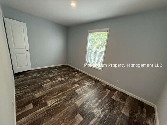 10704 Fran St