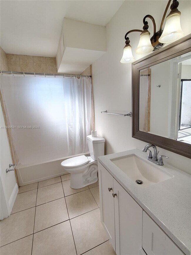 Photo - 500 NE 2nd St Unit 227