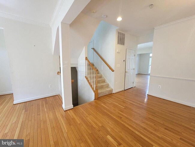 Building Photo - 1509 Rutland Way